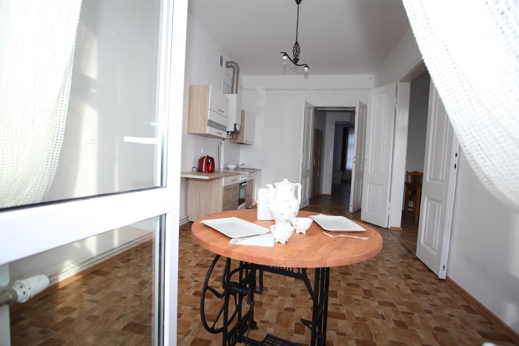 Przestronny Apartament Apartamento Kaliszki Quarto foto